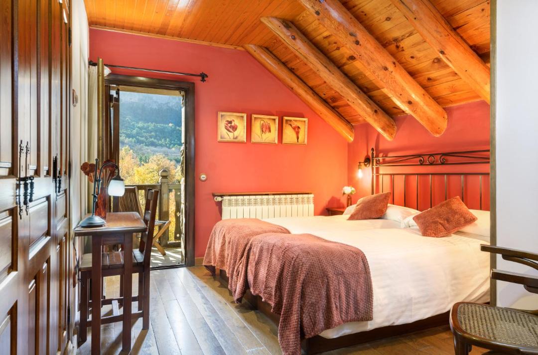 Photo of Bedroom in Santa Cruz De La Seros