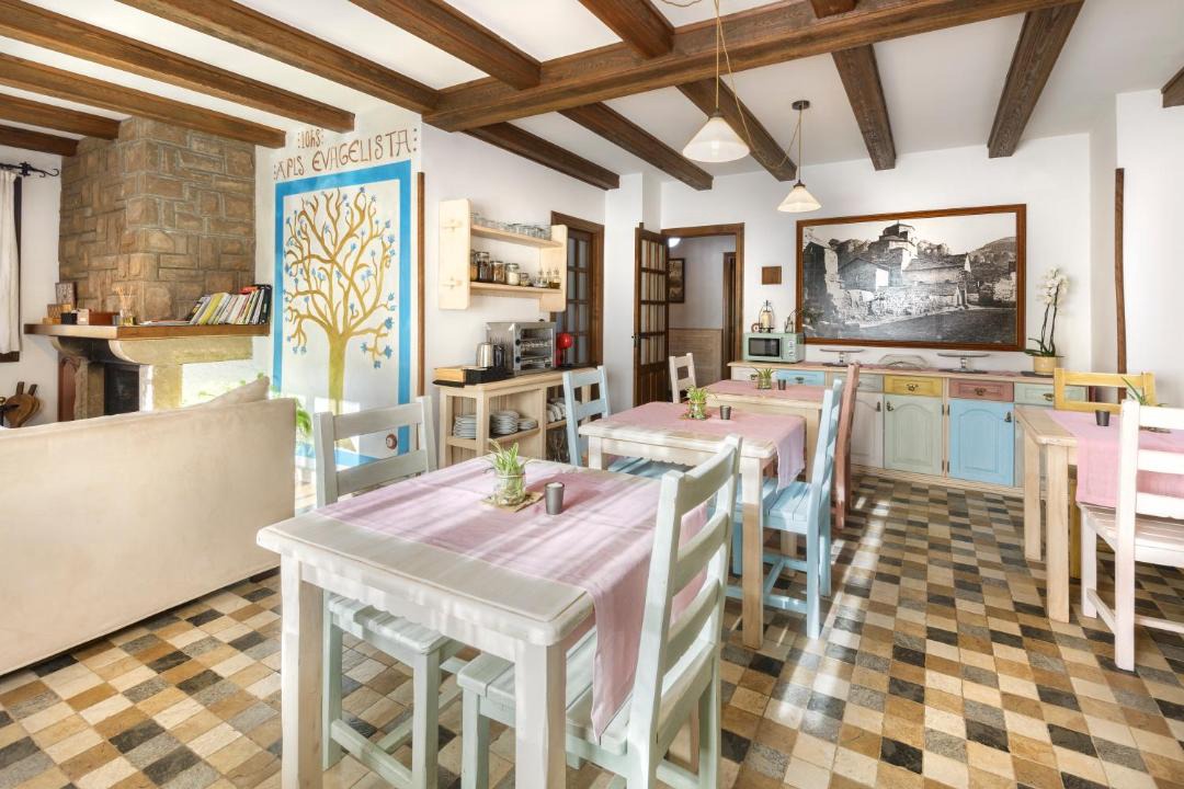 Photo of Kitchen in Santa Cruz De La Seros