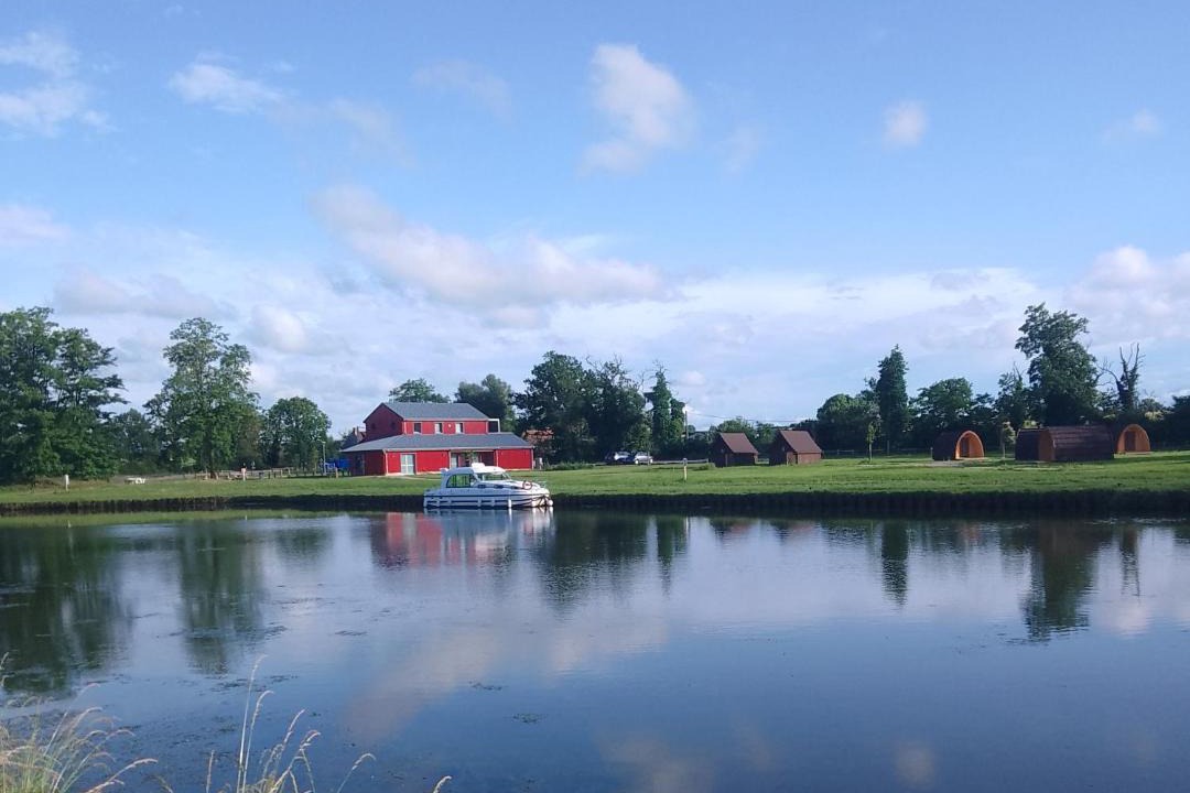Photo of Others in Luthenay-Uxeloup
