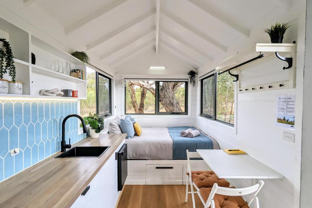 Photo of Others in Metcalfe