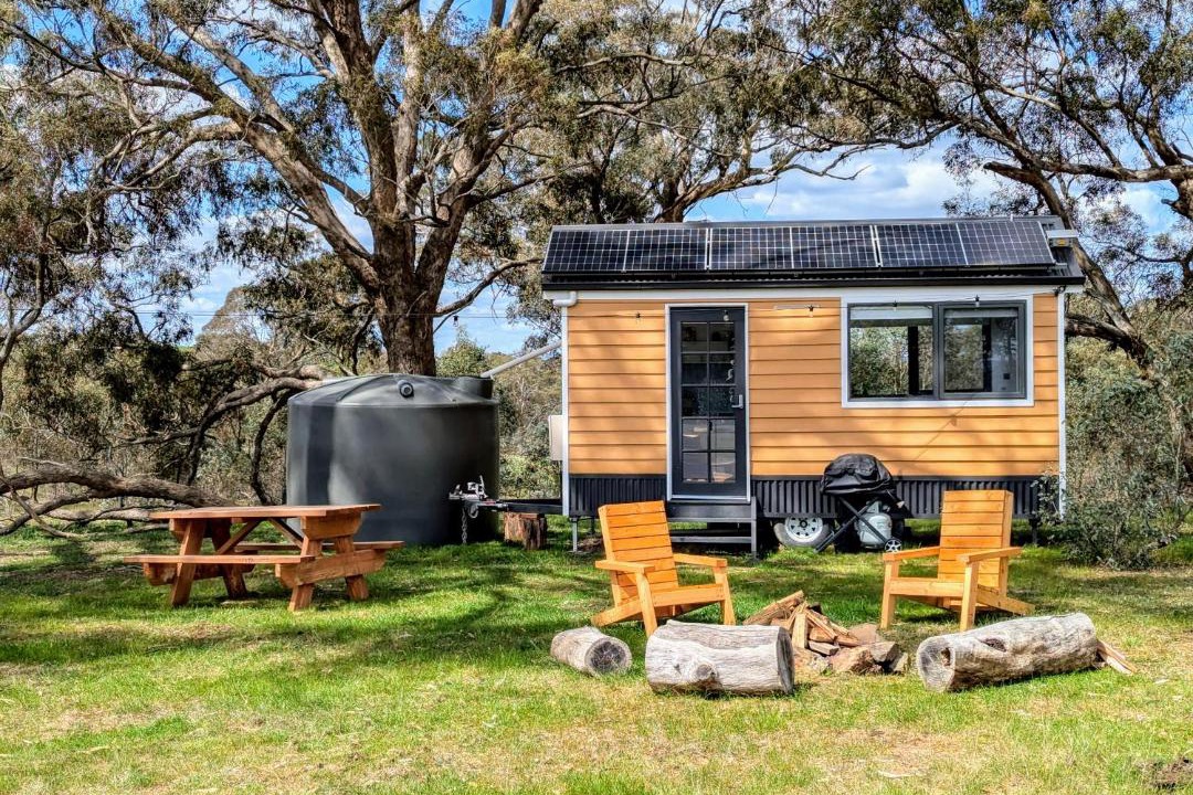 Photo of Others in Metcalfe