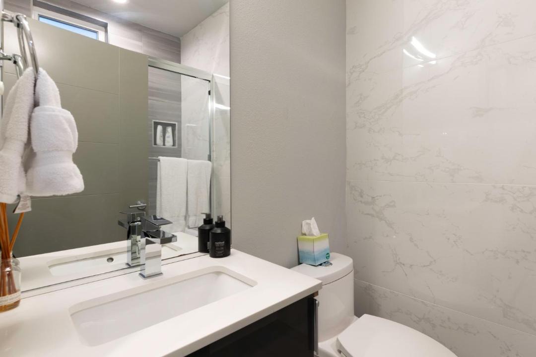 Photo of Bathroom in Fairmount Park