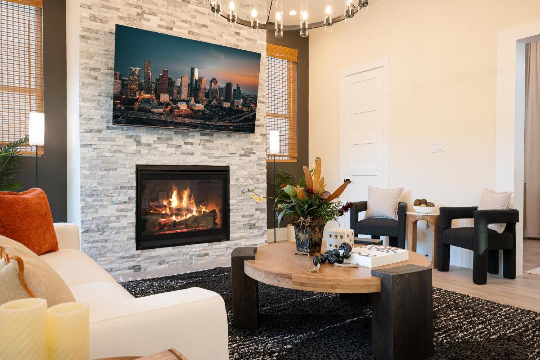 Photo of Livingroom in Washington Ave./ Memorial Park