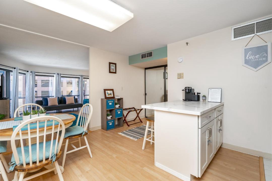 Photo of Others in Downtown Honolulu