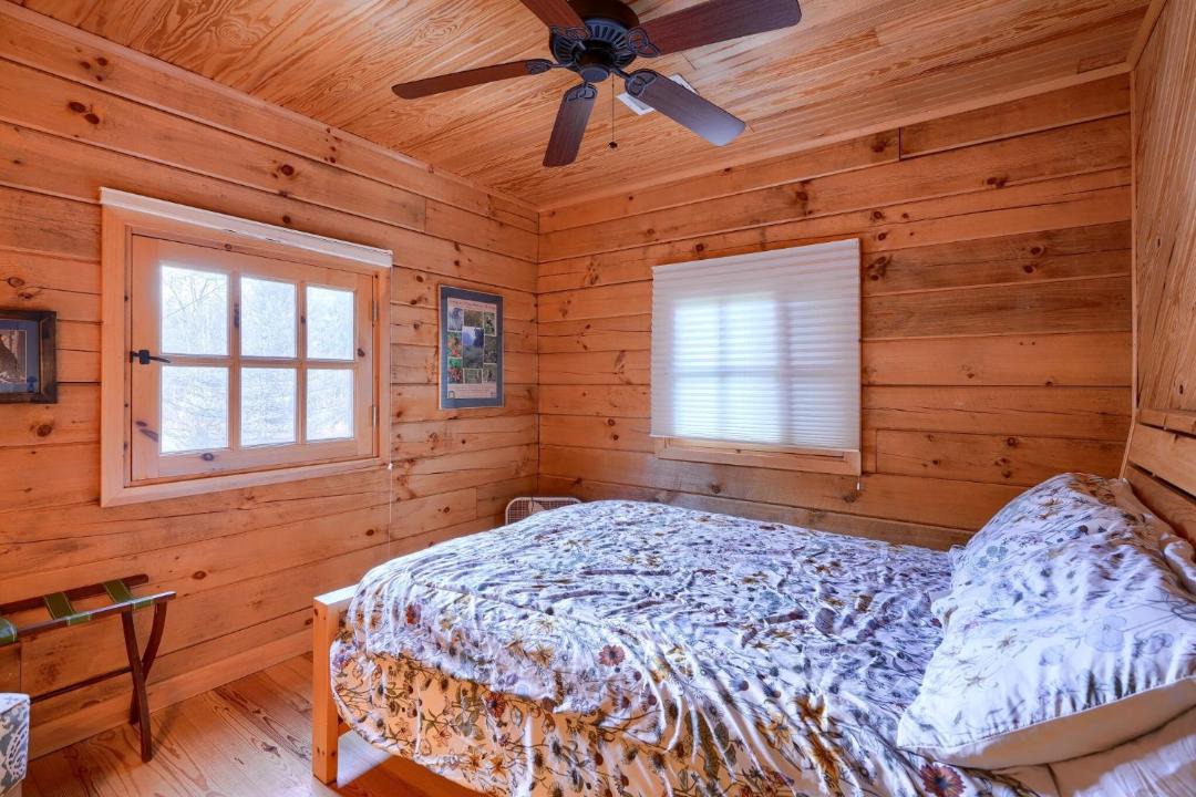 Photo of Bedroom in South Bloomingville