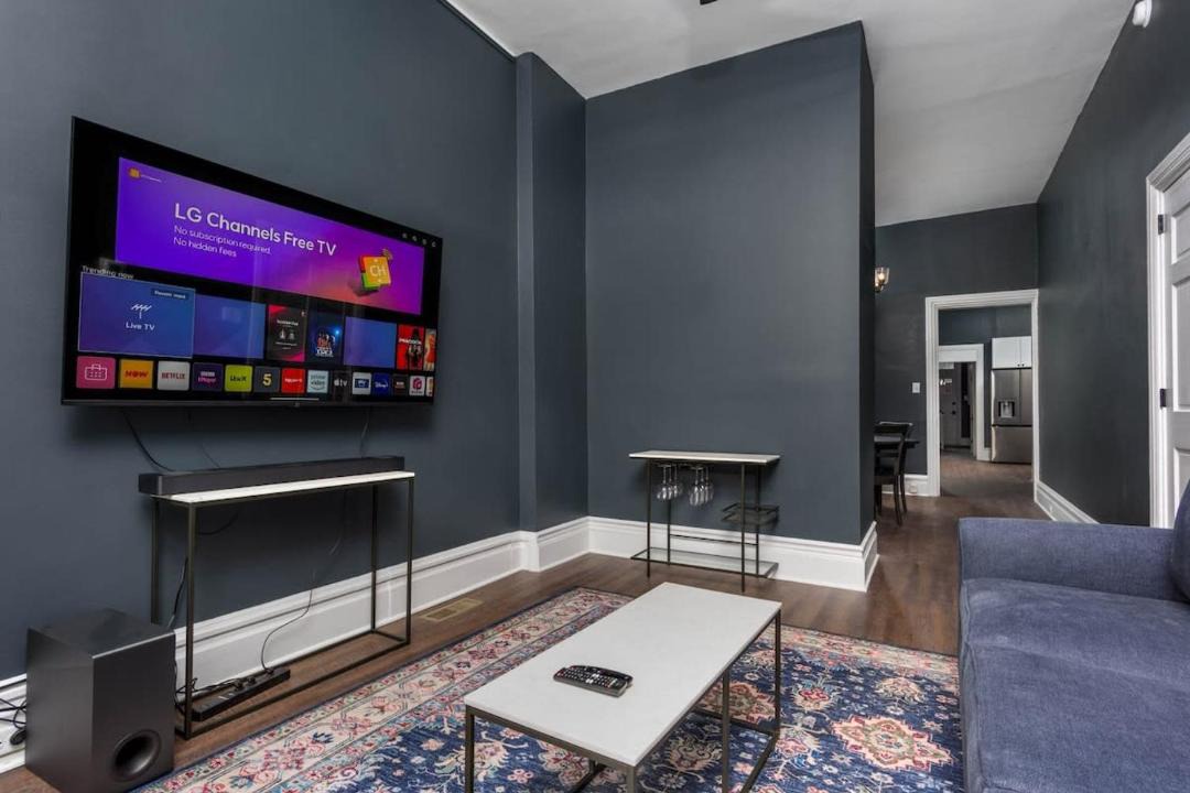 Photo of Livingroom in Harrisburg