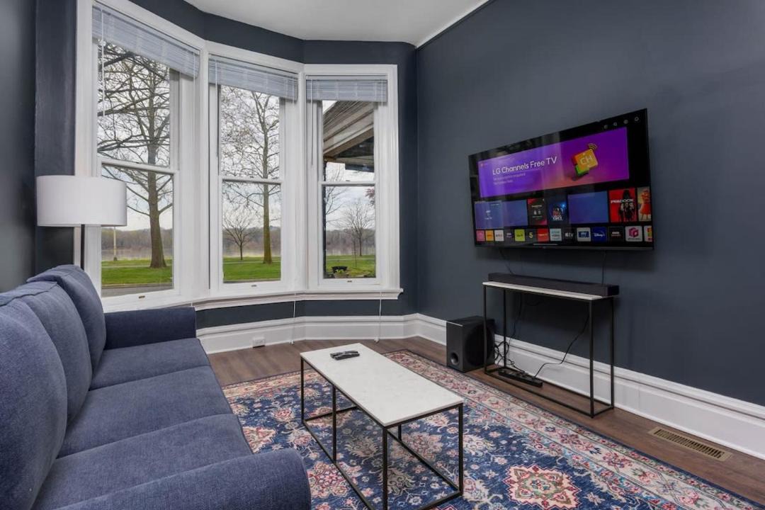 Photo of Livingroom in Harrisburg