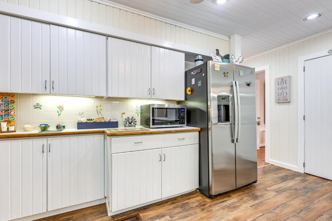 Photo of Kitchen in Pine Mountain Valley