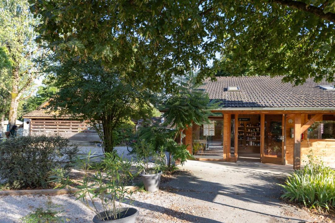 Photo of Others in Ounans