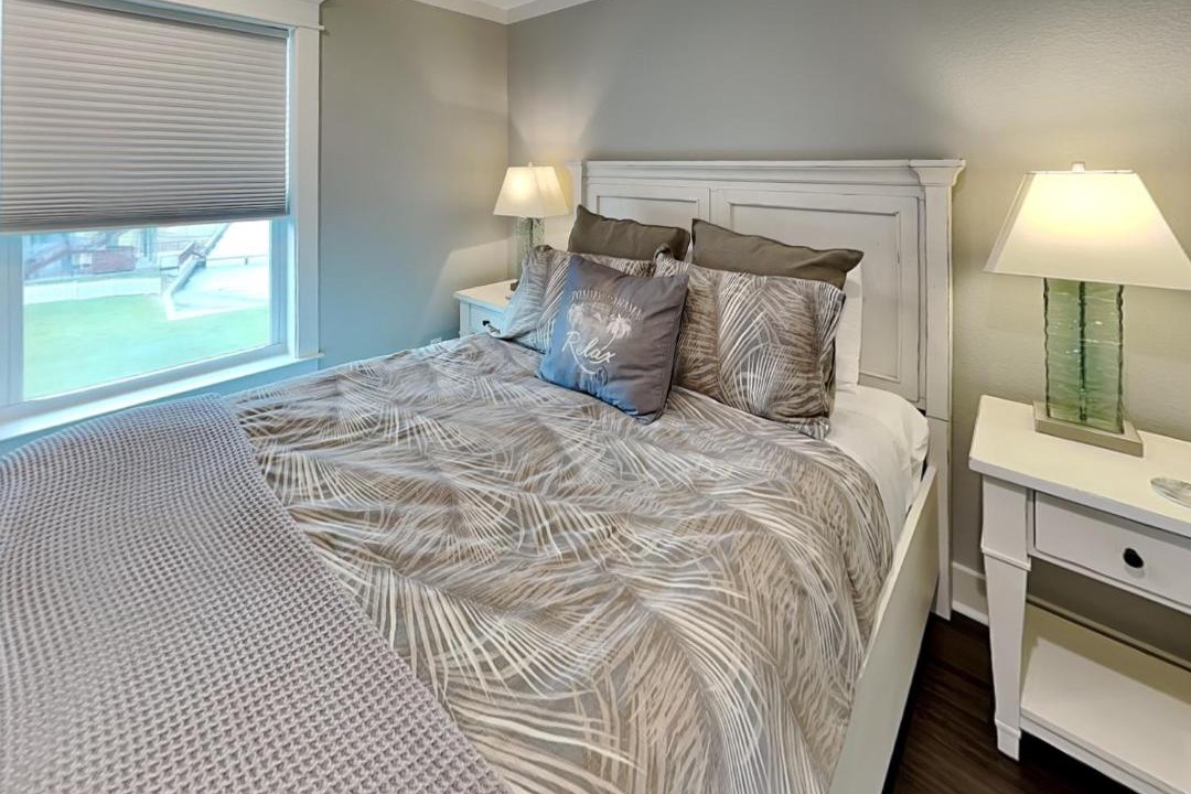 Photo of Bedroom in Terramar Beach