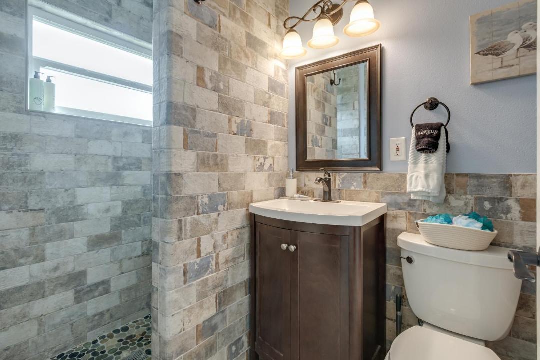 Photo of Bathroom in Melbourne Beach