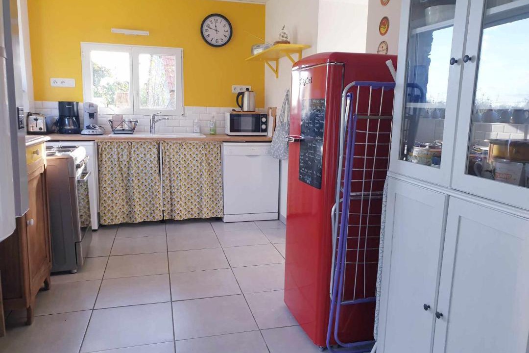 Photo of Kitchen in Saint-Vaast-la-Hougue