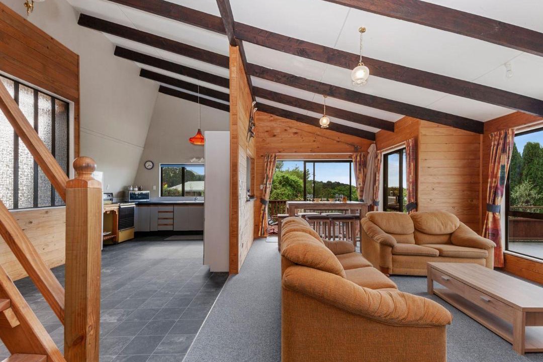 Photo of Others in Omori