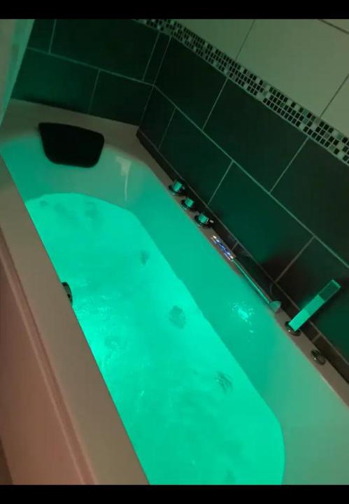 Photo of Bathroom in Bazenville