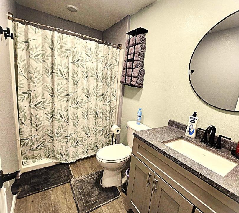 Photo of Bathroom in Scottsbluff