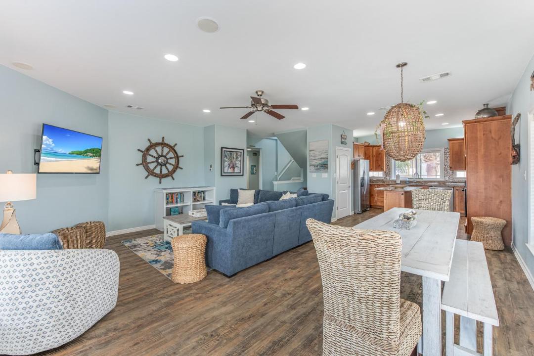 Photo of Others in Sand Point