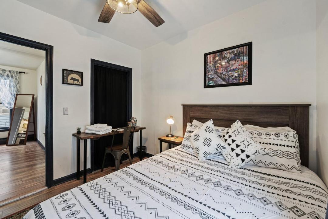 Photo of Bedroom in West End