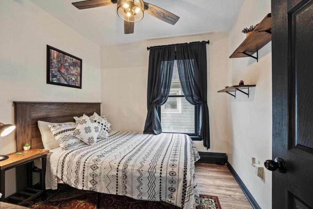 Photo of Bedroom in West End