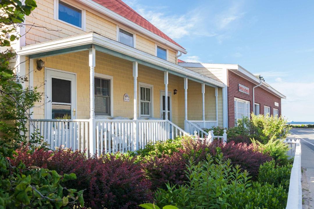 Photo of Others in Block Island