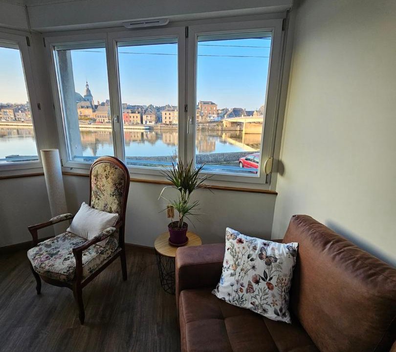 Photo of Livingroom in Givet
