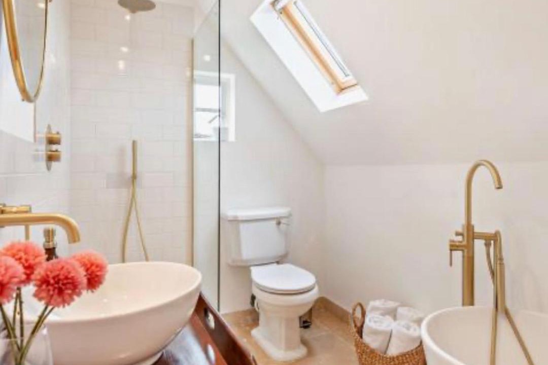 Photo of Bathroom in Old Somerby