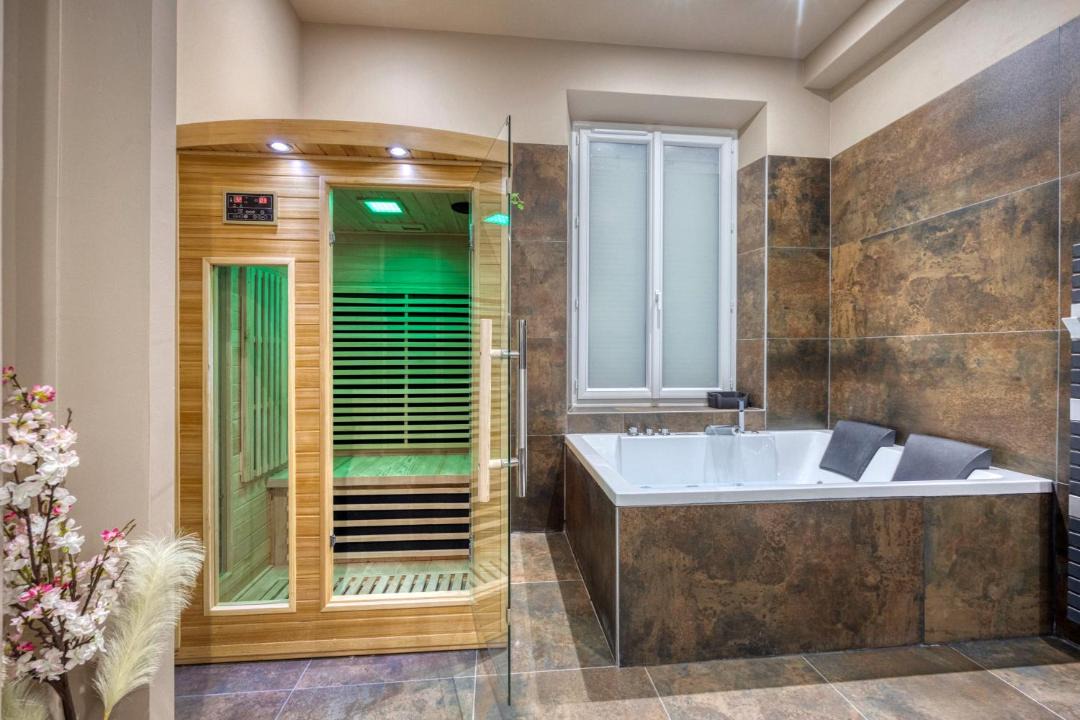 Photo of Bathroom in Quartier Chorier-Berriat