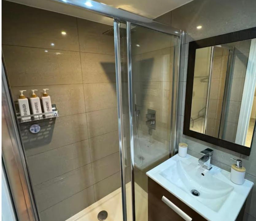 Photo of Bathroom in Woodside