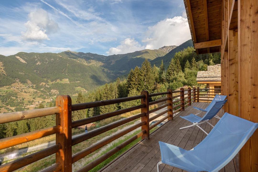 Photo of Patio Balcony in La Tzoumaz