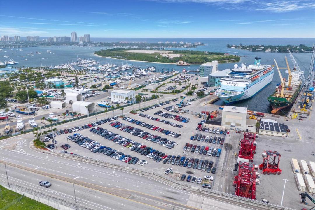 Photo of Others in Riviera Beach