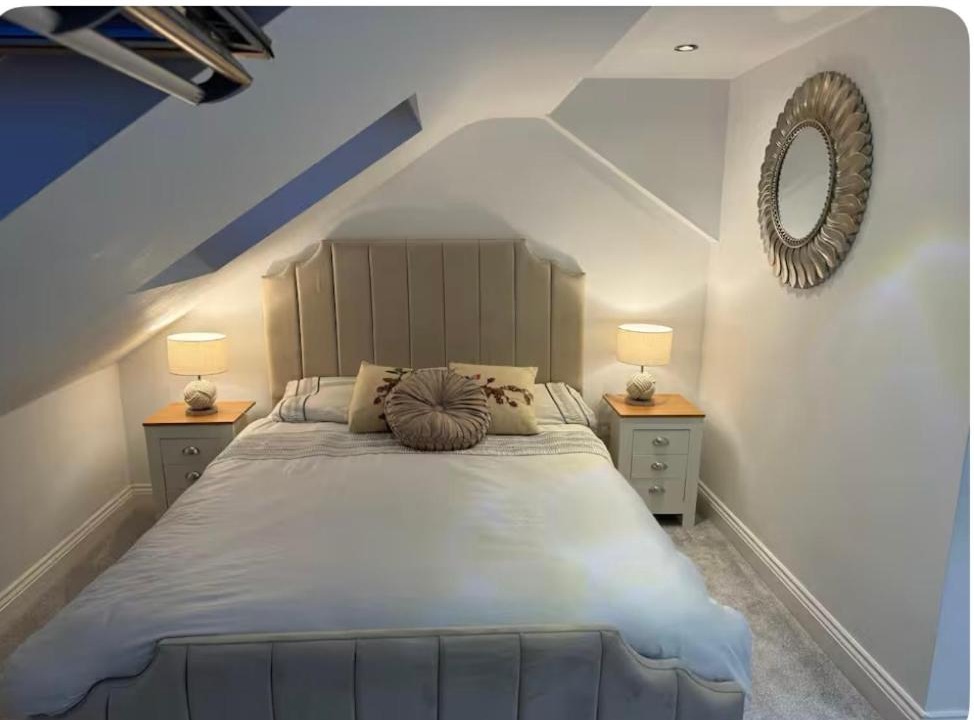 Photo of Bedroom in Woodside