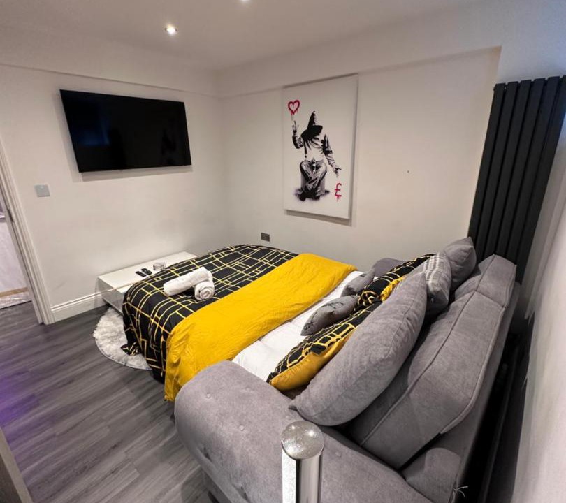 Photo of Bedroom in Uxbridge South