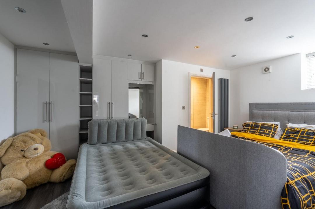 Photo of Bedroom in Uxbridge South