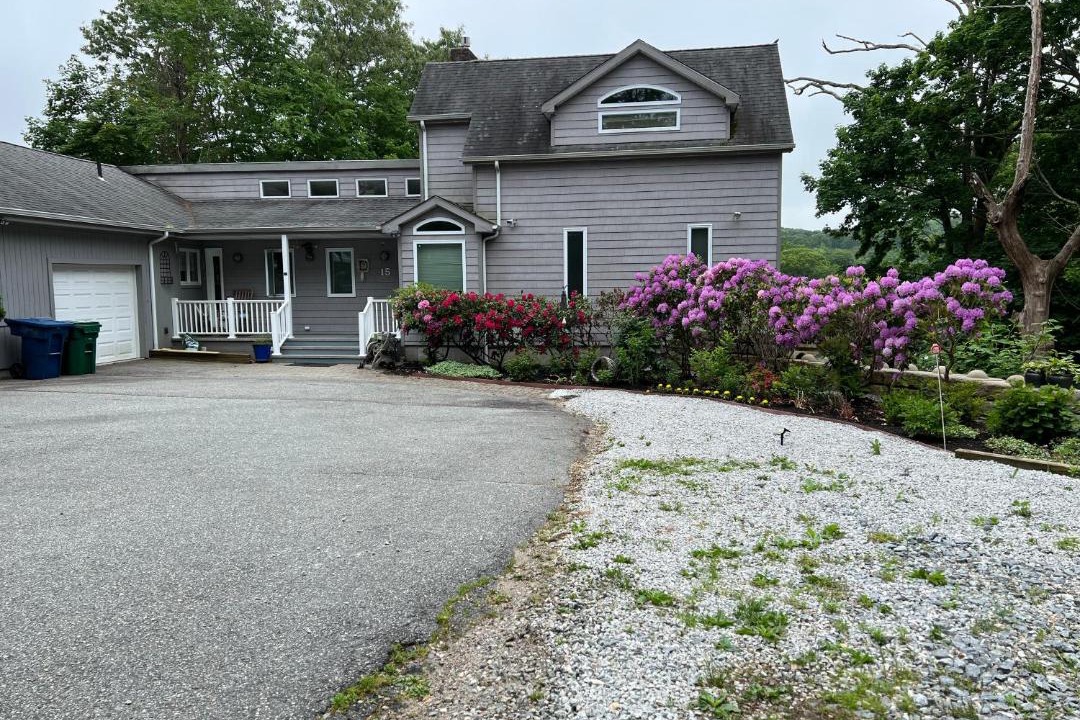 Photo of Others in Quaker Hill