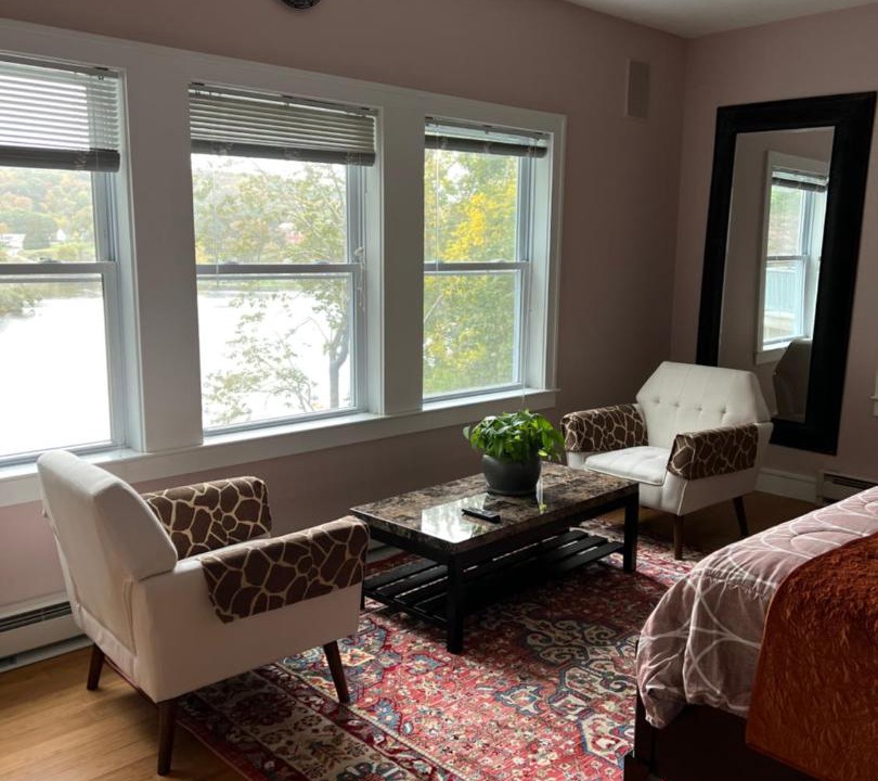 Photo of Bedroom in Quaker Hill