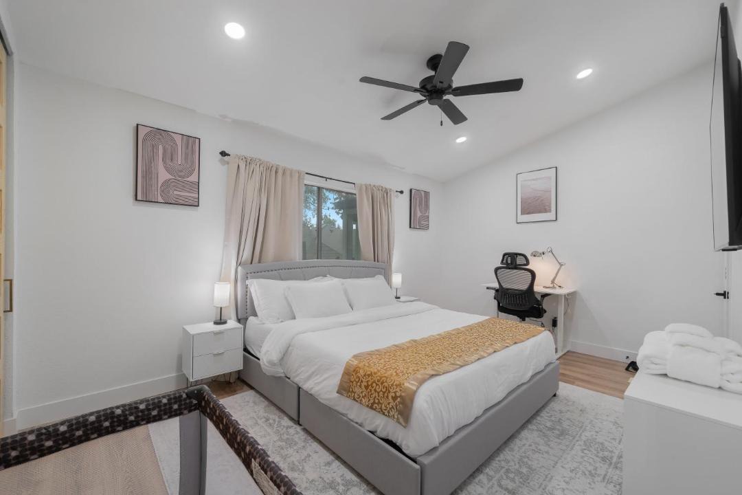 Photo of Bedroom in Euless
