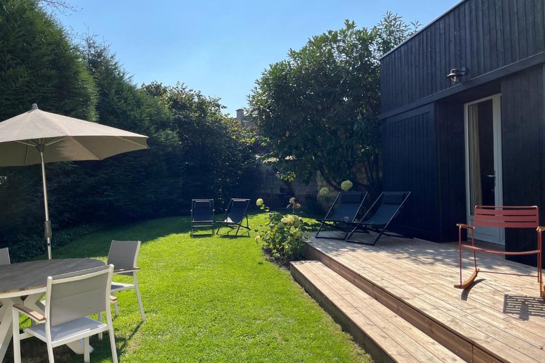 Photo of Others in Etrun