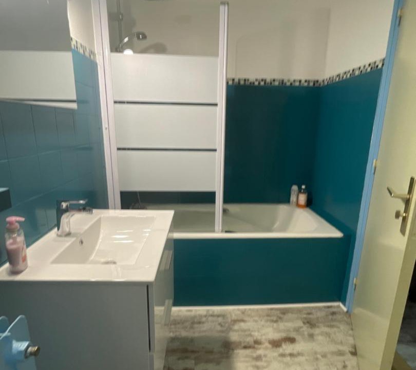 Photo of Bathroom in Norrois