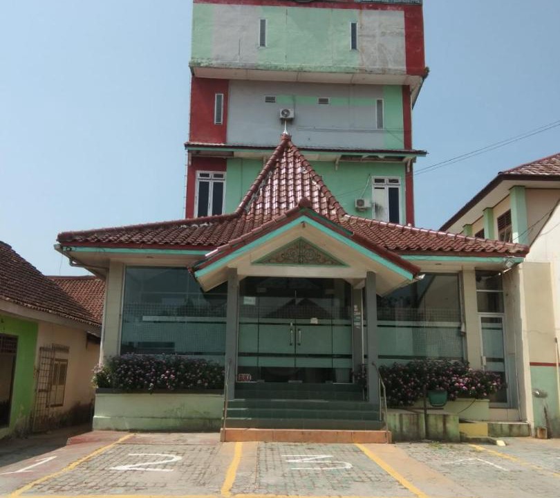 Photo of Buildings in Krui