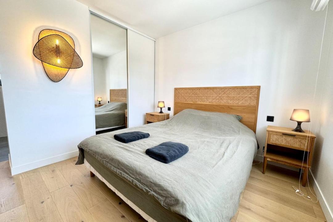 Photo of Bedroom in Larmor-Plage