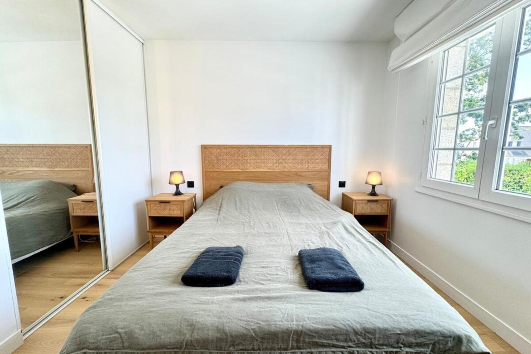 Photo of Bedroom in Larmor-Plage