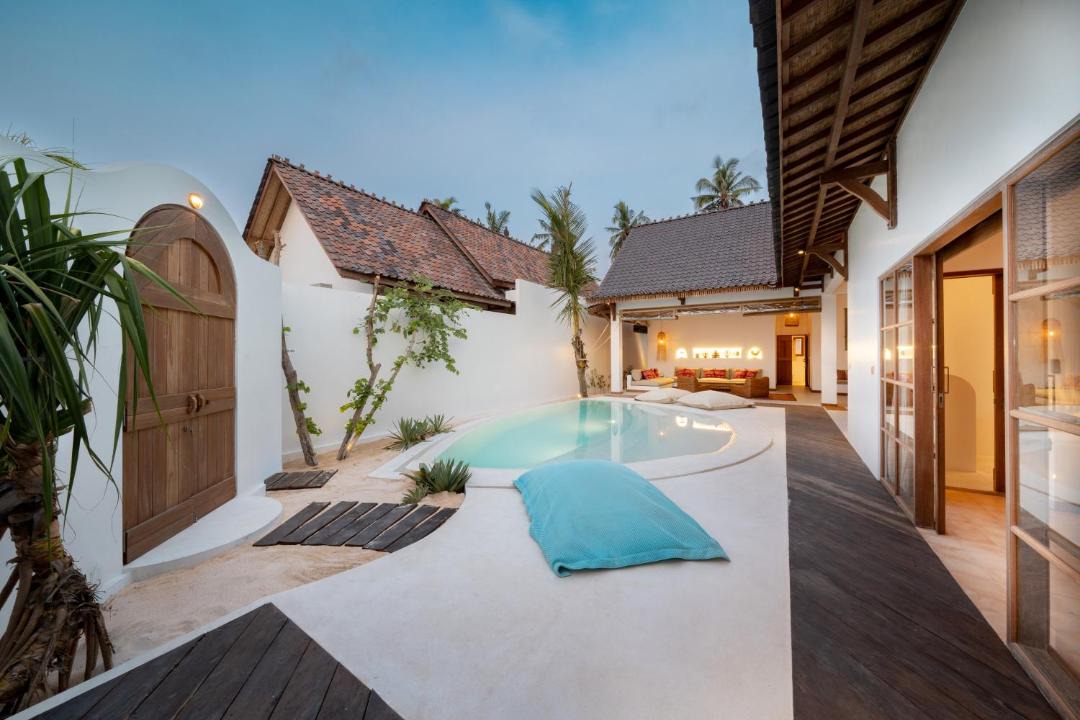 Photo of Others in Jungut Batu