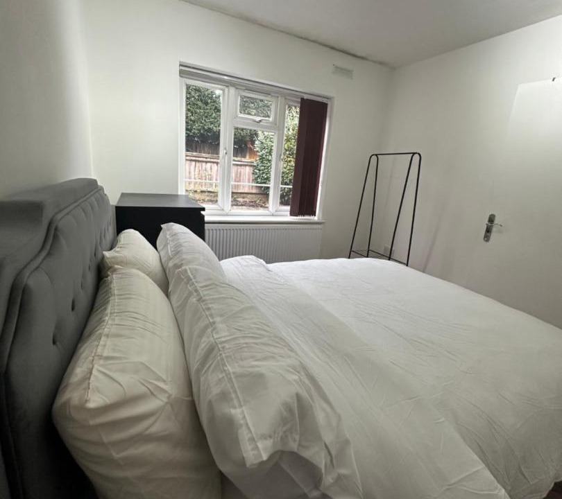 Photo of Bedroom in Canons