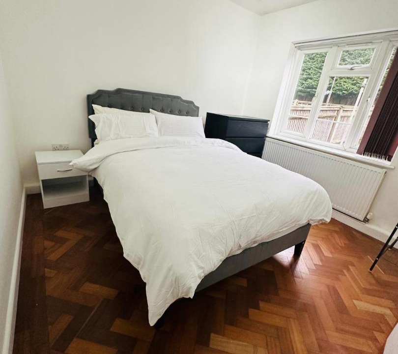 Photo of Bedroom in Canons