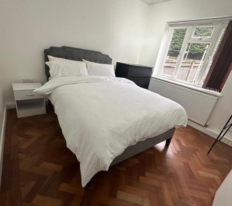 Photo of Bedroom in Canons