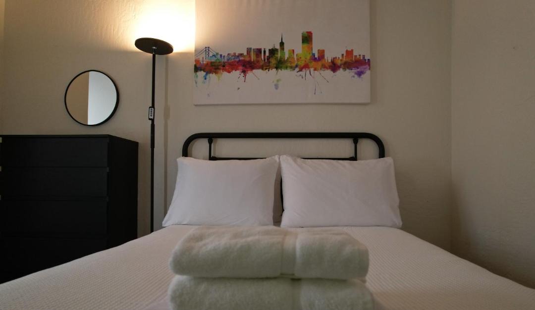 Photo of Bedroom in Lower Pacific Heights