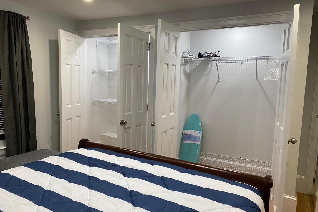 Photo of Others in Inman Square