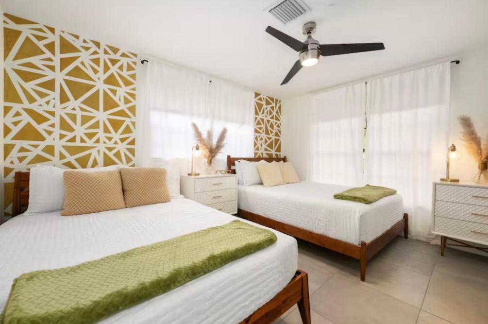 Photo of Bedroom in Garden Isles