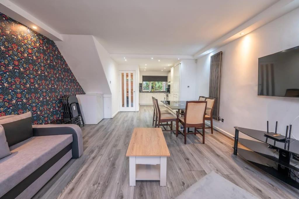 Photo of Others in Edgbaston