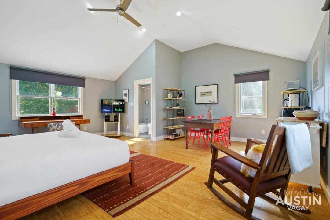 Photo of Bedroom in Tarrytown