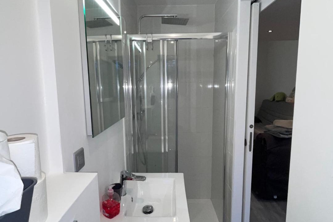 Photo of Bathroom in Esbly
